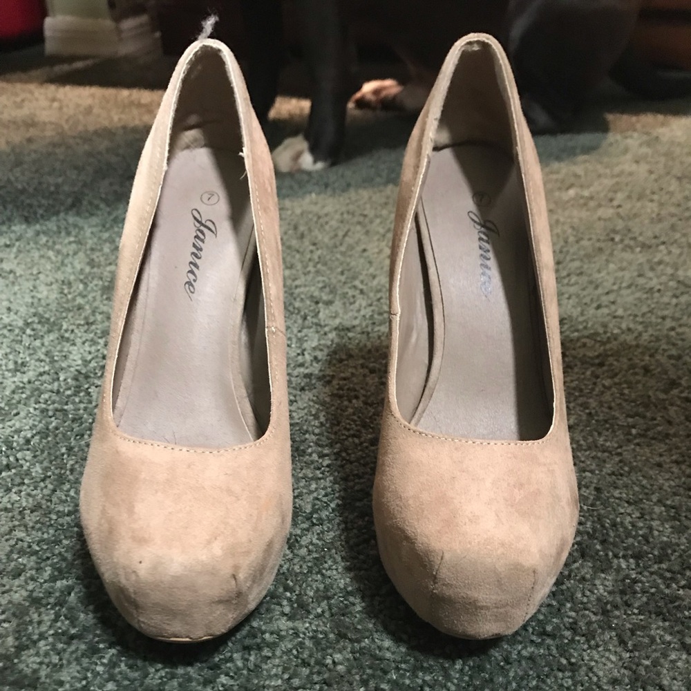 Janice Tan Heels.